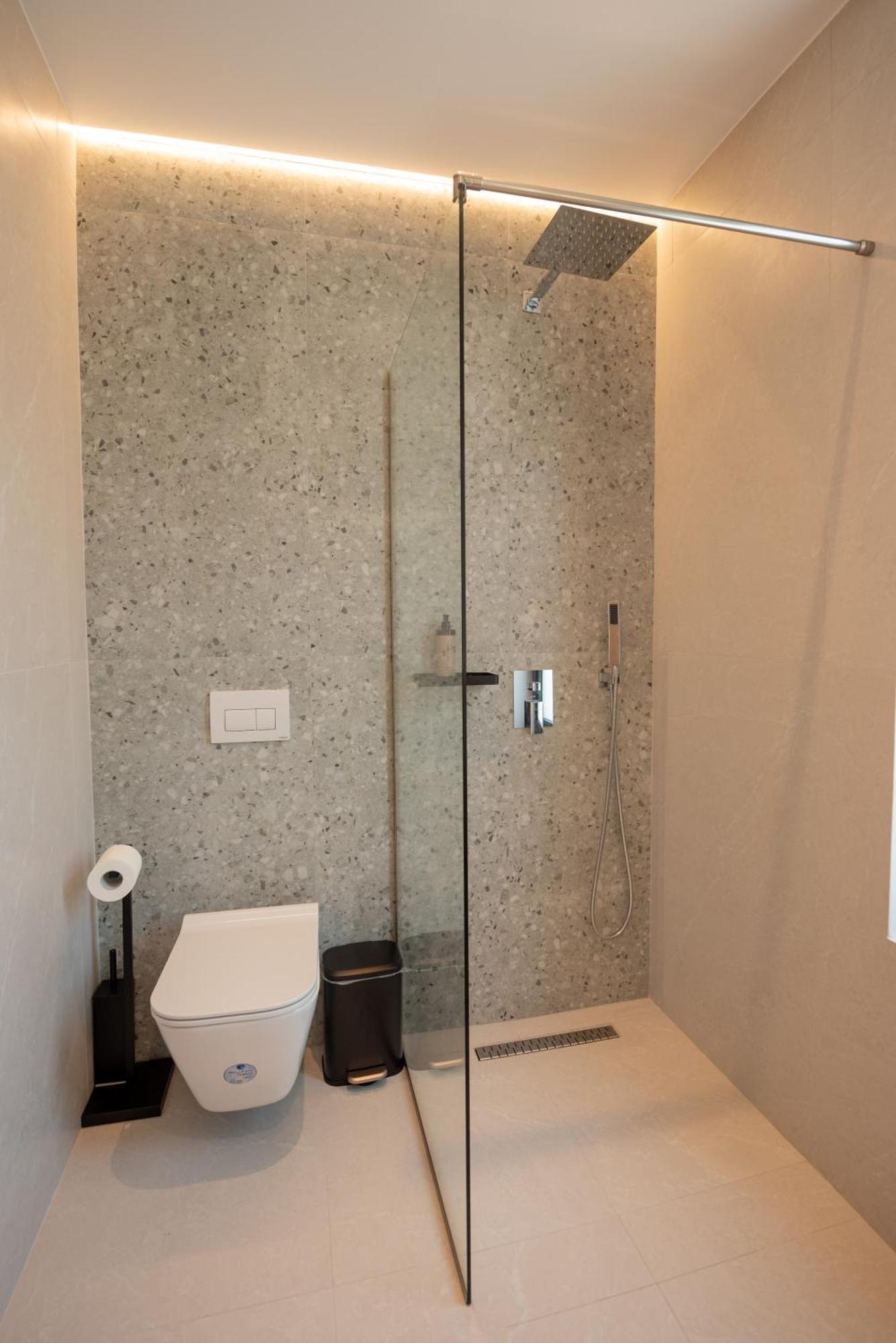 Calma Boutique Hotel Vlorë Esterno foto