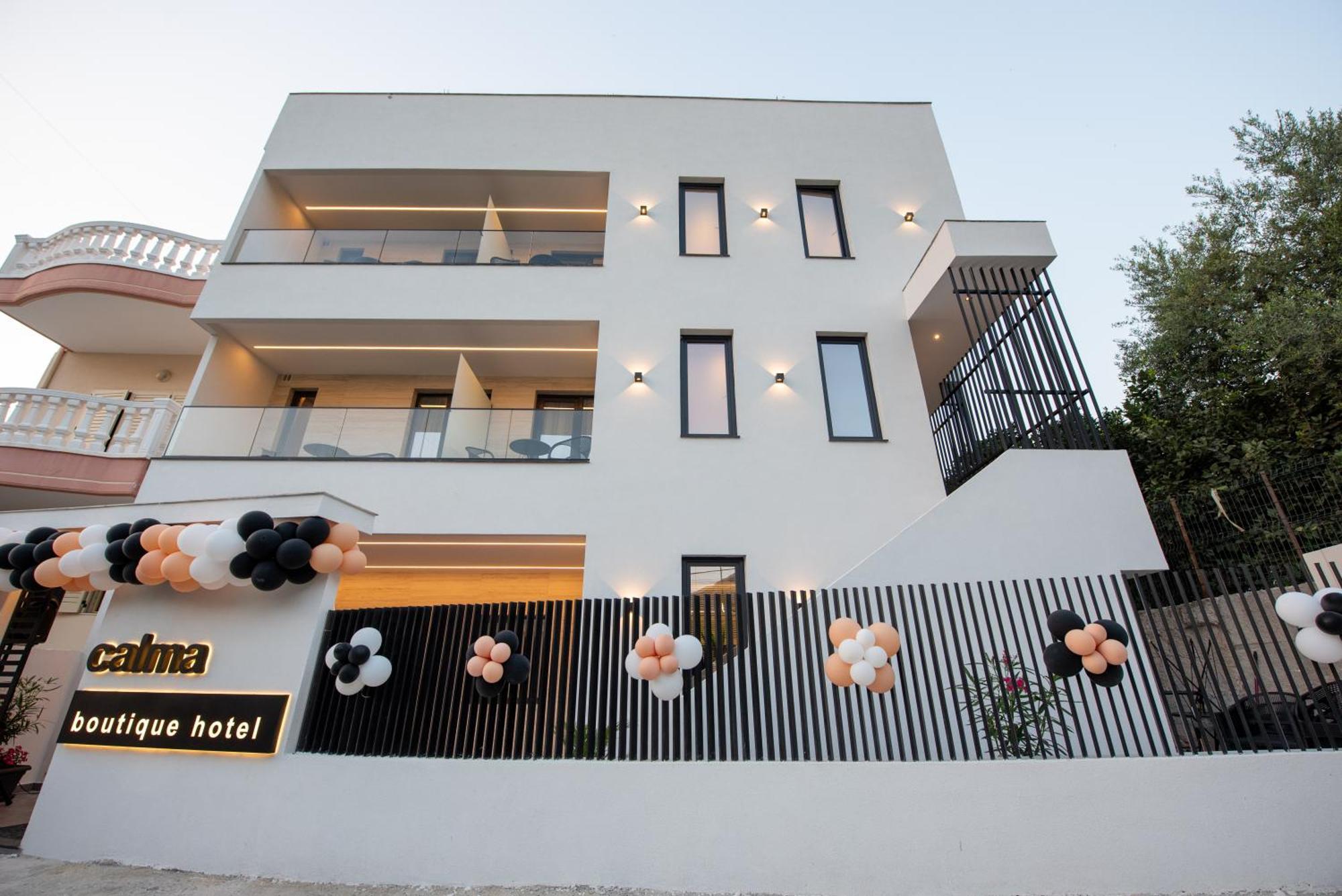 Calma Boutique Hotel Vlorë Esterno foto